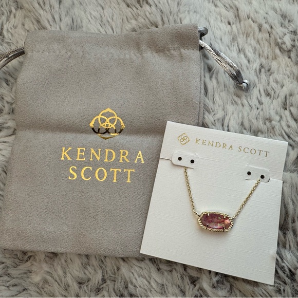 Kendra Scott Elisa necklace Gold, Fushia Kyocer Opal - Picture 3 of 4
